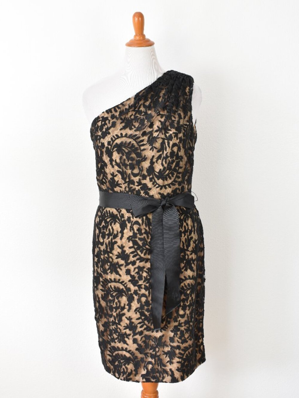 Tadashi Shoji One Shoulder Lace Cocktail Dress - 16 - Picture 1 of 9